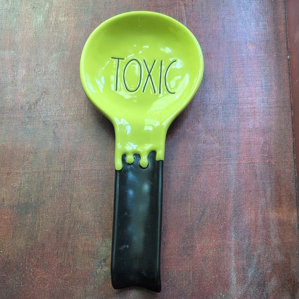 RAE DUNN TOXIC